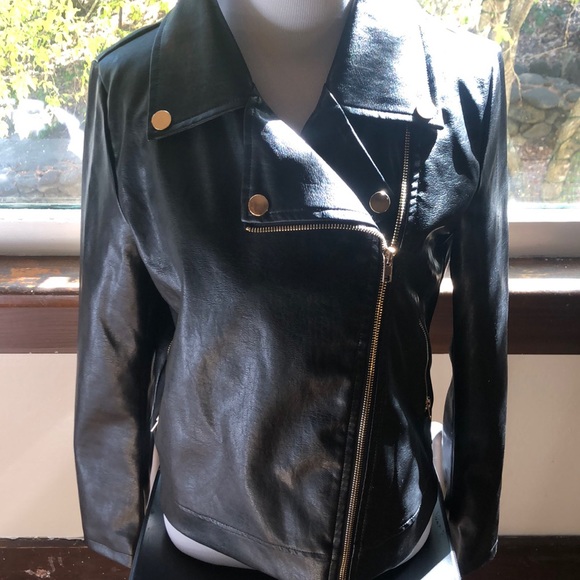 Vegan leather jacket - Picture 3 of 8